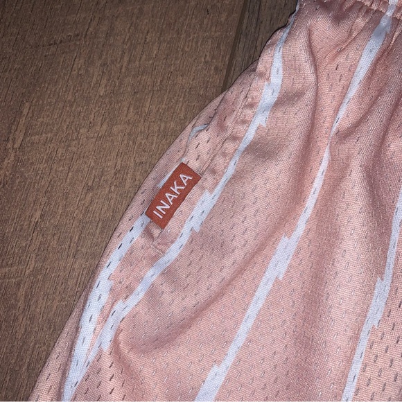 Inaka Power Pinstriped Mesh Shorts Peach Pink White Size Small - Picture 3 of 4